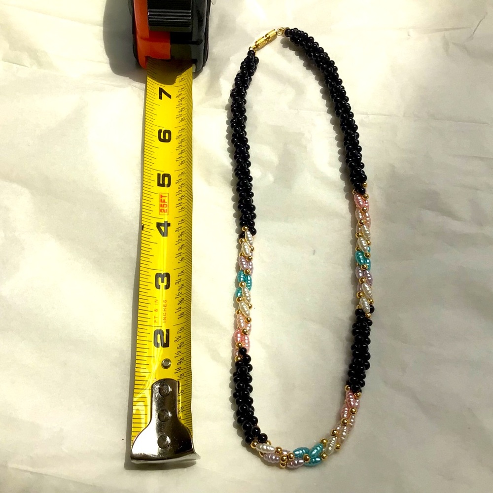 Vintage beaded necklace in various colors and gold